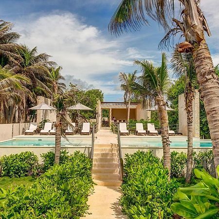 Santamar By Tao Beach Condos With Pool & Walk To Ocean Akumal Exterior photo