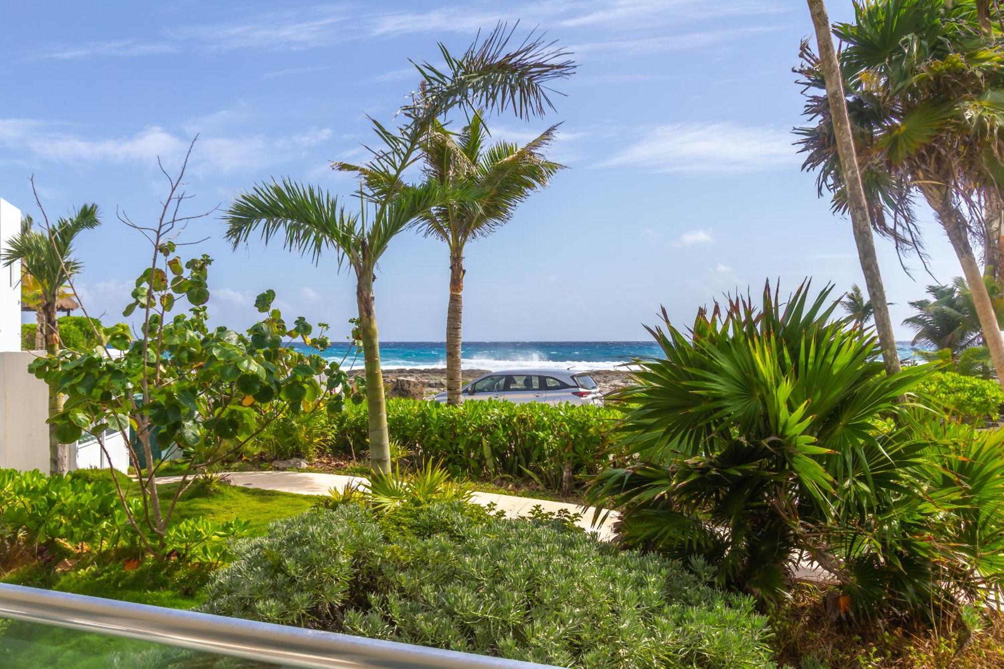 Santamar By Tao Beach Condos With Pool & Walk To Ocean Akumal Exterior photo