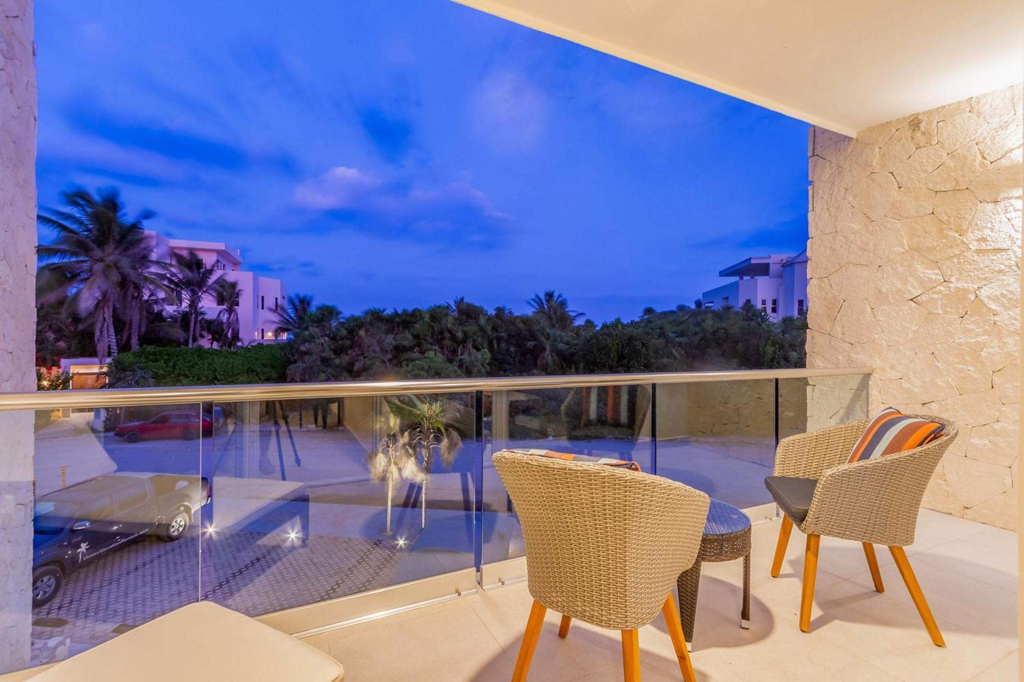 Santamar By Tao Beach Condos With Pool & Walk To Ocean Akumal Exterior photo